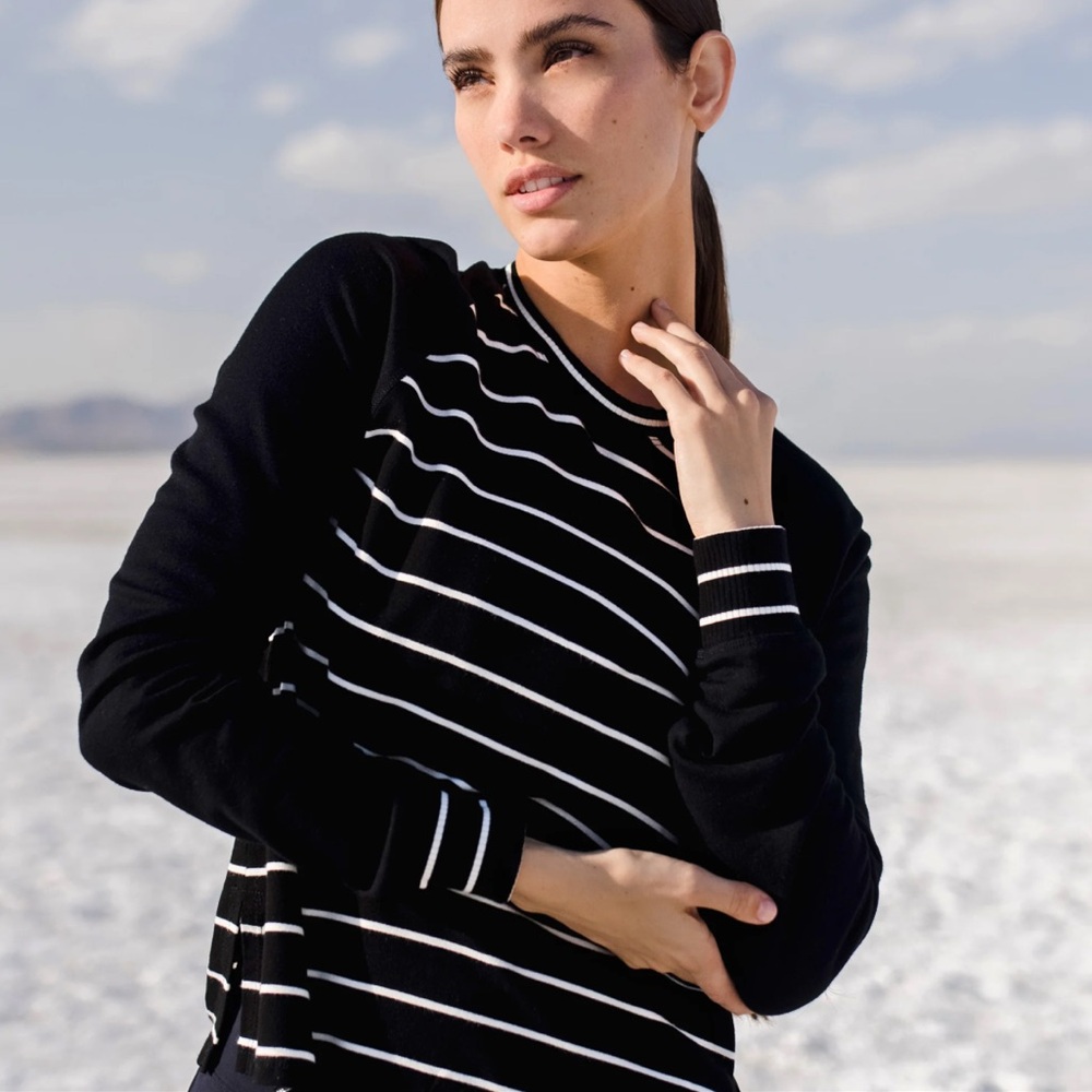 Alala Women's Breeze Striped Black White Round Neck Luxe Lounge Sweatshirt Top S